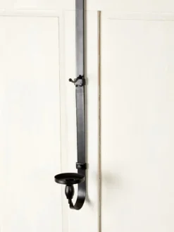 Adjustable Over-Door Wreath Hanger With Candle Holder