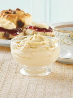 Authentic English Clotted Cream, 5.6 Ounce Jar