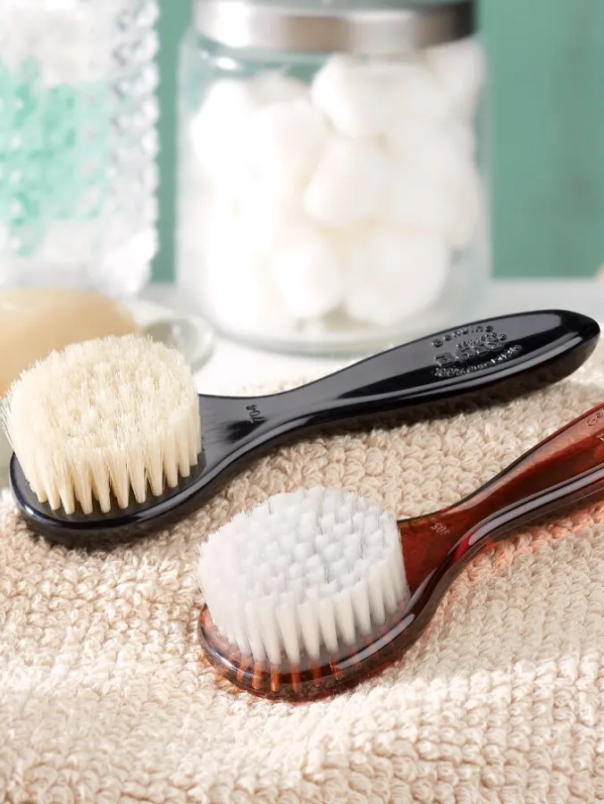 Bass Facial Cleansing Brush, In 2 Bristle Styles