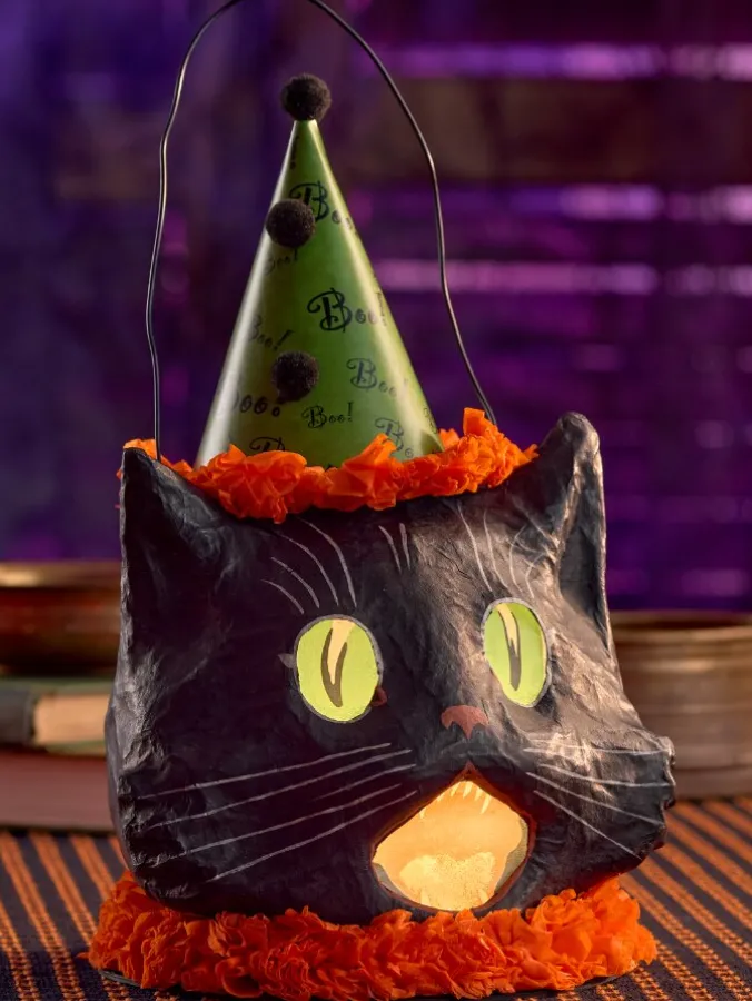 Black Cat Papier-Mache Halloween Bucket