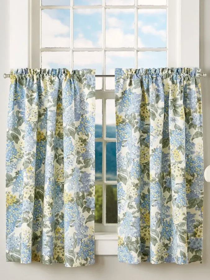 Blooming Hydrangea Rod Pocket Tiers