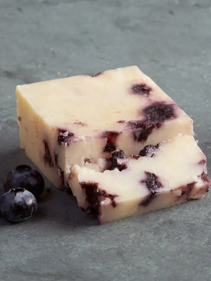 Blueberry Windsordale Cheese, 14 oz.
