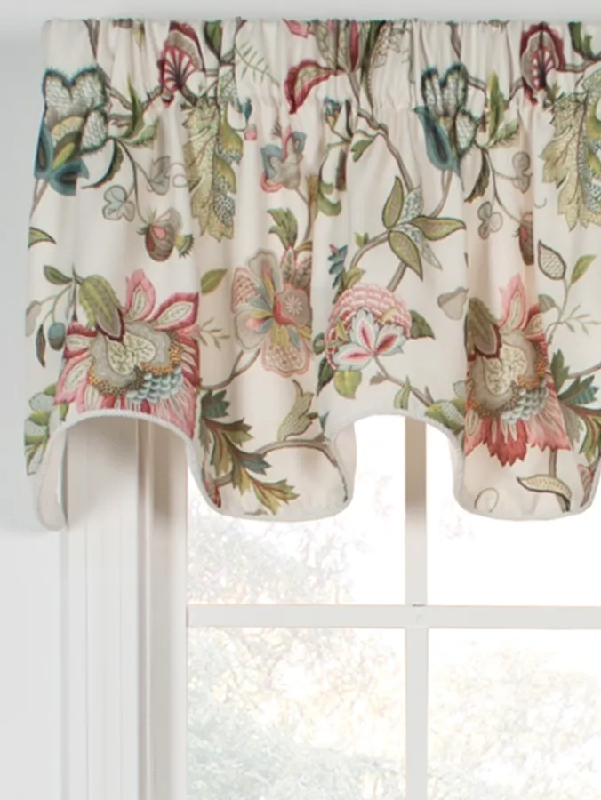 Chateau de Fleur Rod Pocket Scalloped Valance