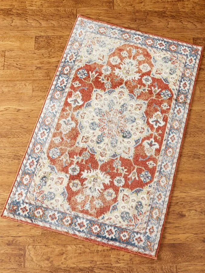 Chestnut Lane Persian Indoor Area Rug