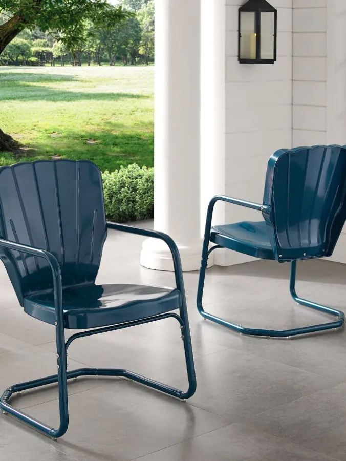 Clamshell Outdoor Chair Set, 2 Chairs