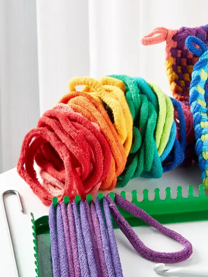 Classic Potholder Making Kit and Extra Loops