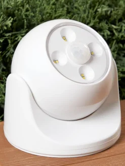 Cordless Motion Activated Light