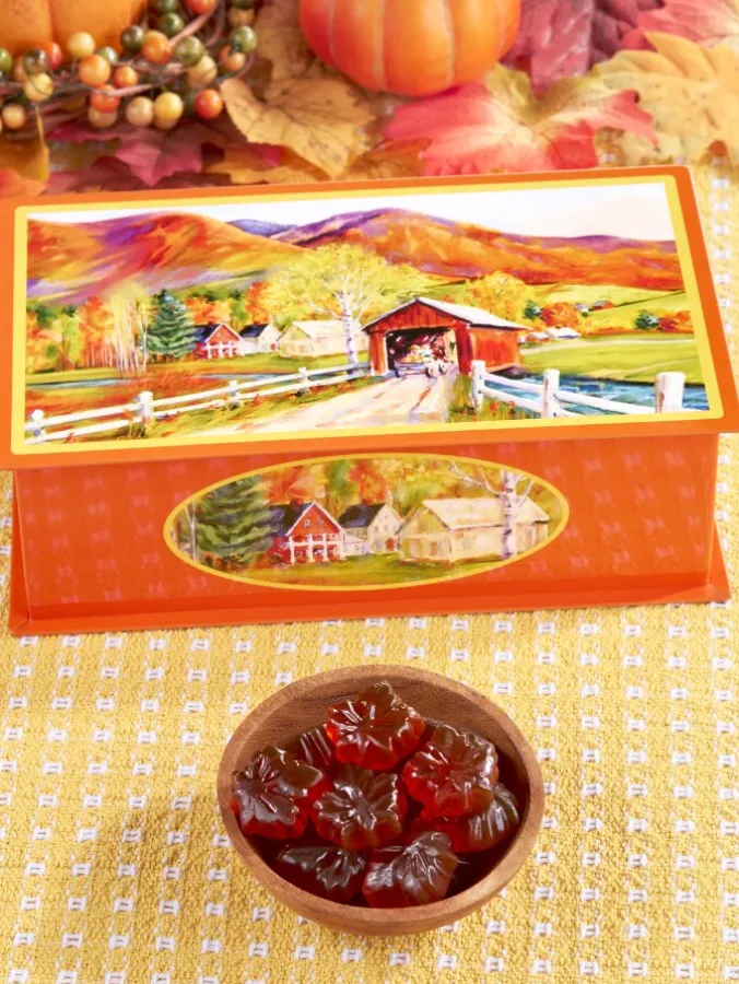 Covered Bridge Tin With Maple Candy