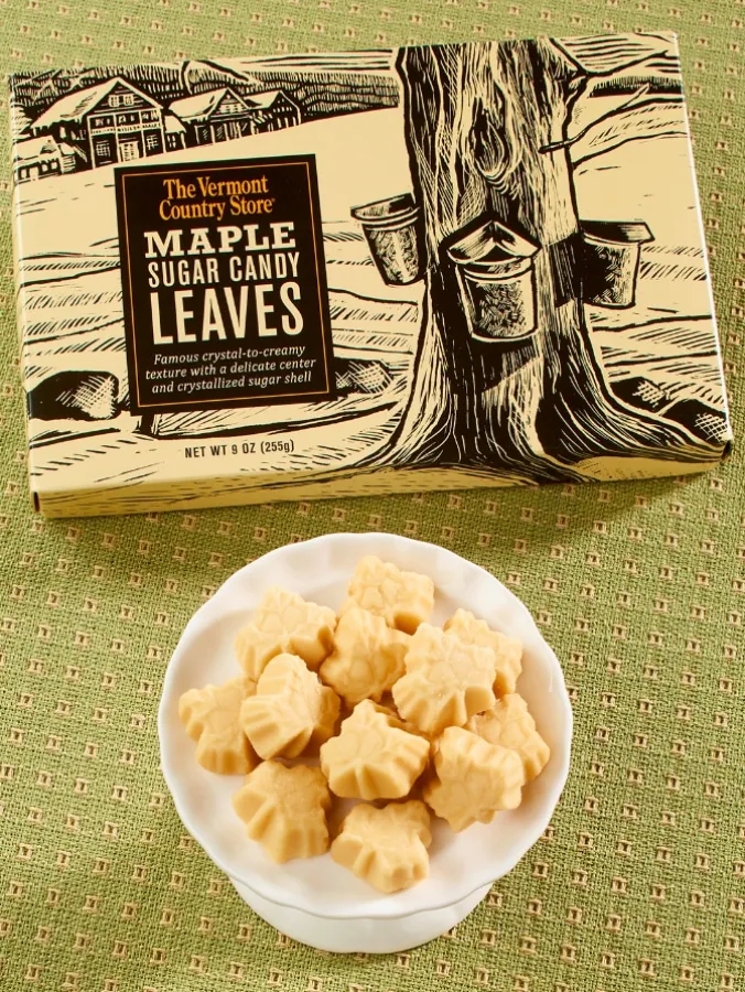 Creamy Maple Leaf Candy Box