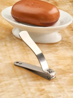 Curved Stainless Steel Toenail Clipper