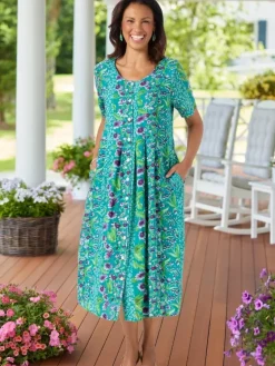 Delightful Garden Short-Sleeve Dress