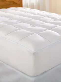 Easy-Care Zip-Off Mattress Pad