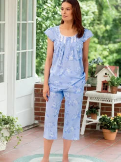 Eileen West Hydrangea Print Cotton Capri Pajama Set