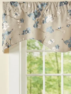 Embroidered Blossoms M-Shaped Rod Pocket Valance