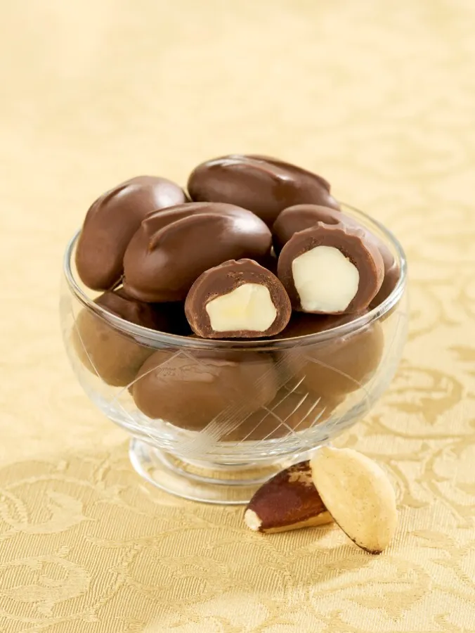 English Milk Chocolate Brazil Nuts