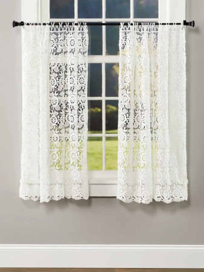 Floral Medallions Macrame Tier Panel