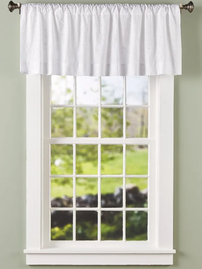 Floret Candlewick Rod Pocket Tailored Valance