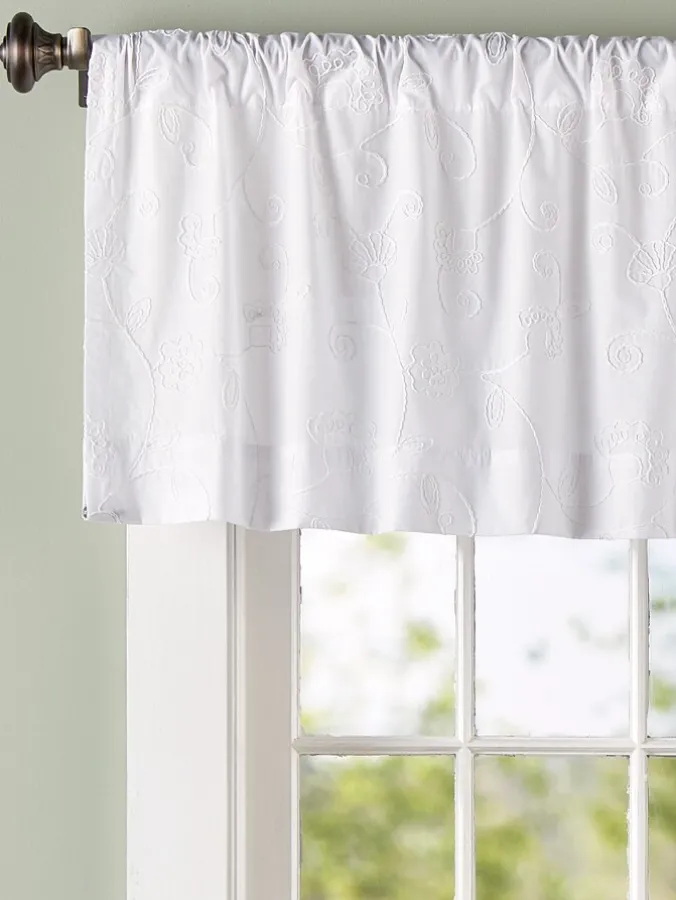 Floret Candlewick Rod Pocket Tailored Valance
