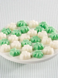 French Creme Shamrocks, 12 oz. Box