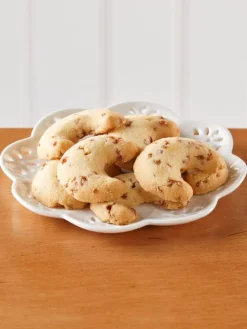 German Toasted Caramel Crescent Cookies