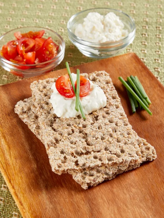 German Whole Grain Cracker Crispbread, Set of 3