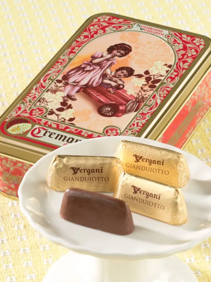 Gianduiotti Gift Tin With Italian Hazelnut Chocolates
