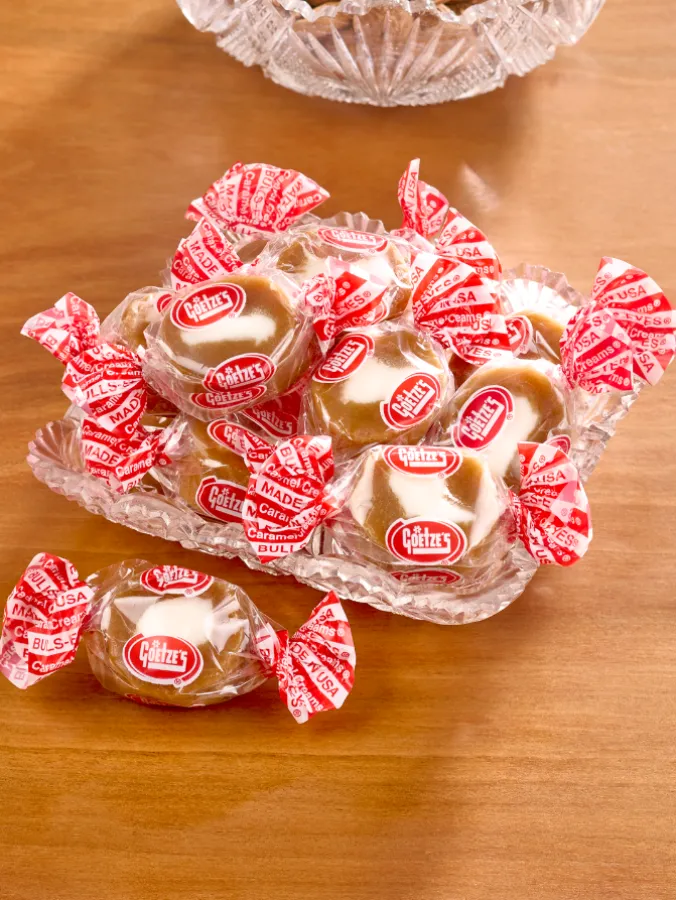 Goetze's Original Caramel Creams, 2.5 Pound Tub