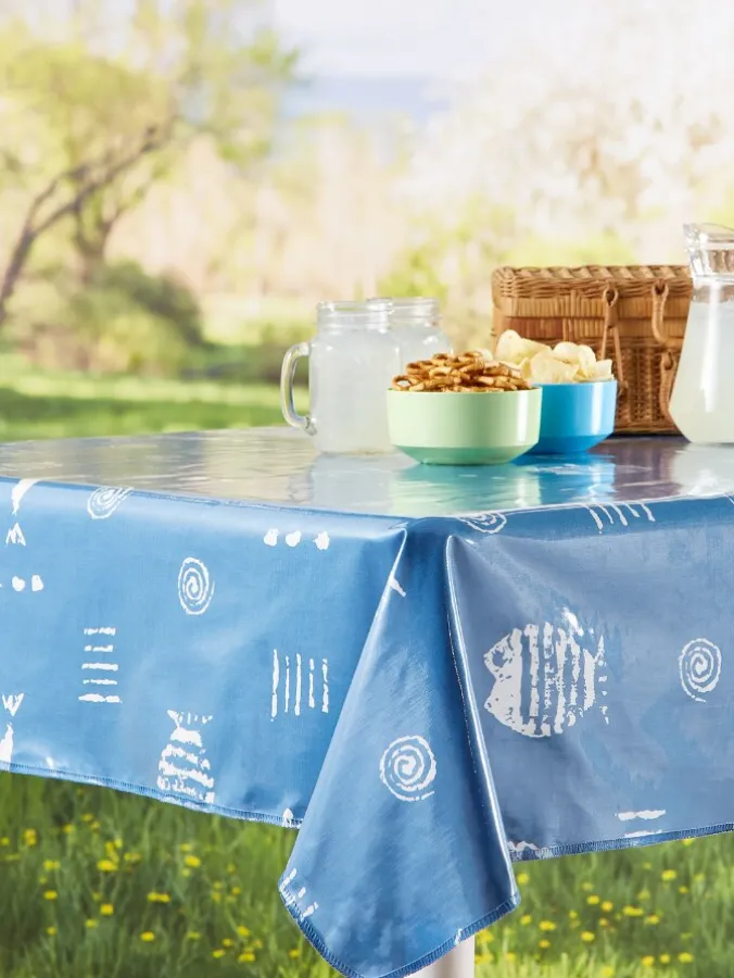 Heavy-Duty Printed Oilcloth Tablecloth in Rock Fish Blue