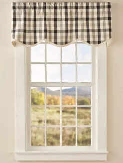 Homestead Check Lined Scalloped Valance