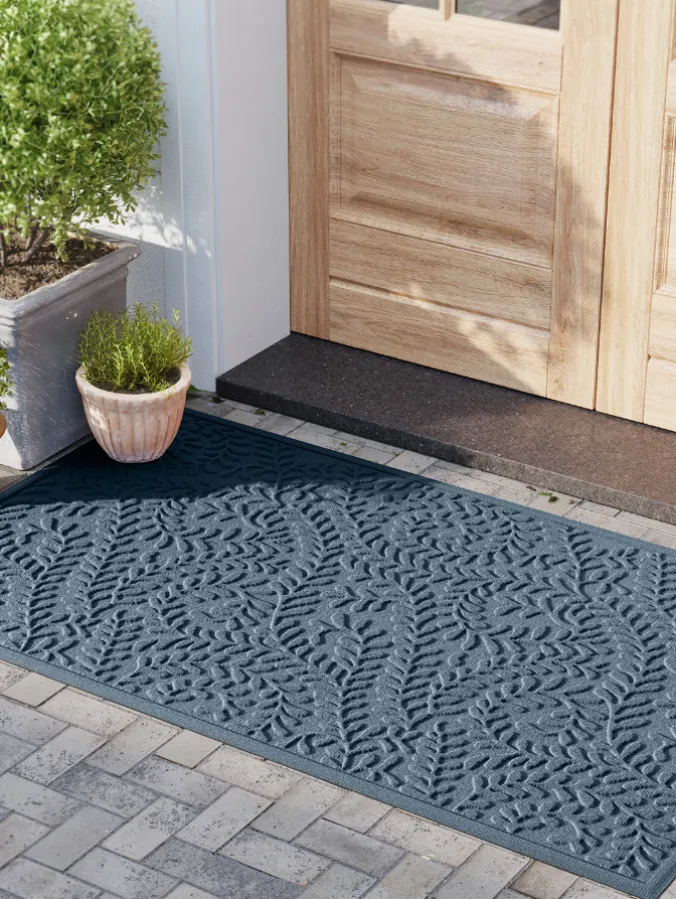 Indoor/Outdoor WaterHog Mat or Stair Treads, Boxwood