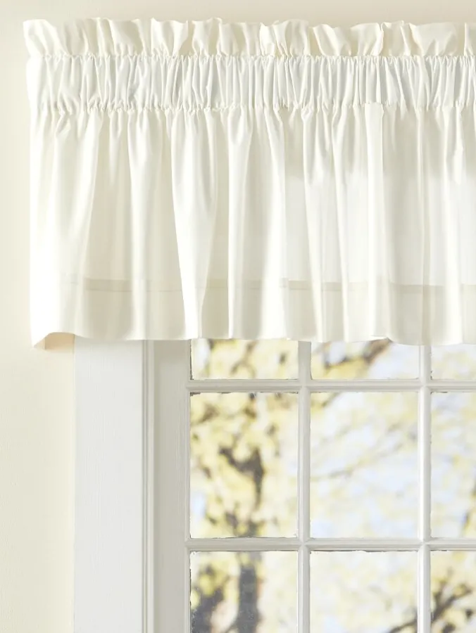 Jane's Plain and Simple Rod Pocket Tailored Valance by Country Curtains®