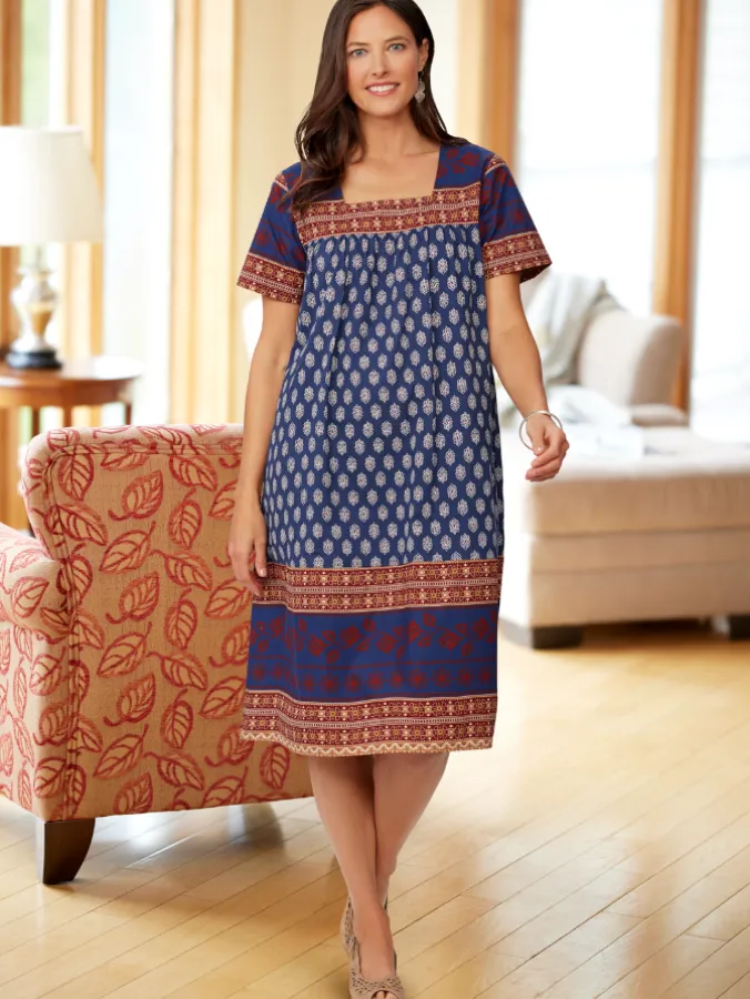 Knee-Length Cotton Muumuu With Pockets
