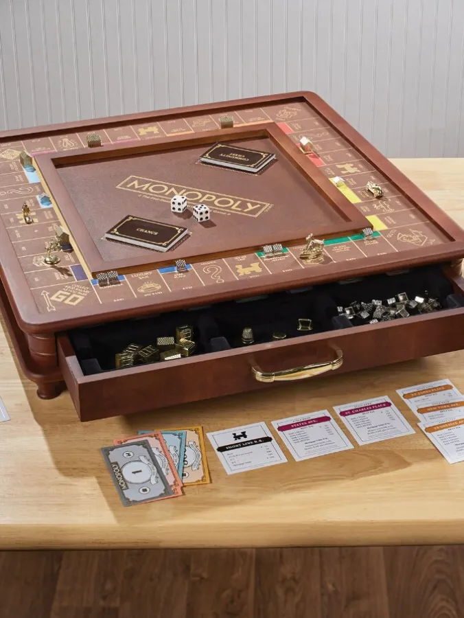 Luxury Monopoly Game