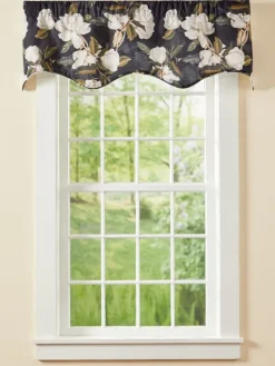 Magnolias in Bloom Lined Rod Pocket Scalloped Valance