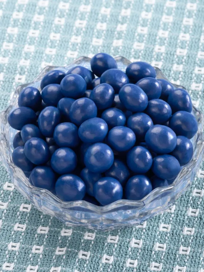 Milk Chocolate-Covered Blueberries