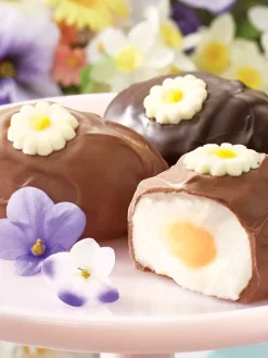 Milk or Dark Chocolate Buttercream Easter Egg