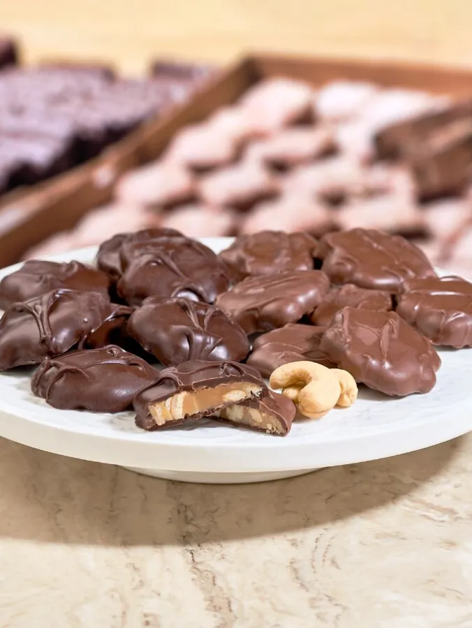 Milk or Dark Chocolate Cashew Caramel Patties, 12 oz. Bag