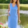 M.MAC Solid Knee-Length Sleeveless Dress With Pockets