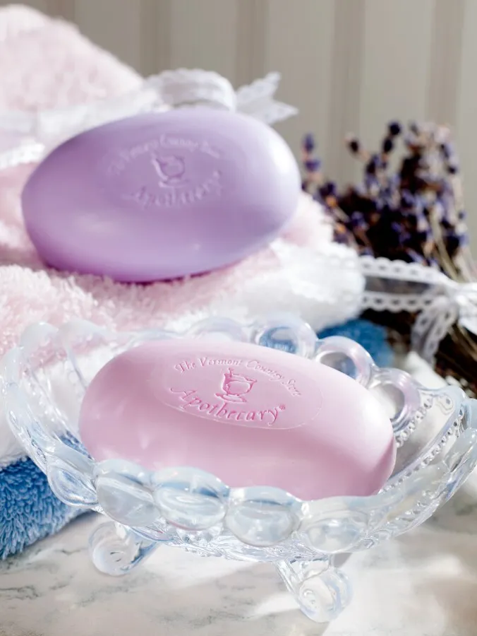 Mosser Glass Eyewinker Soap Dish