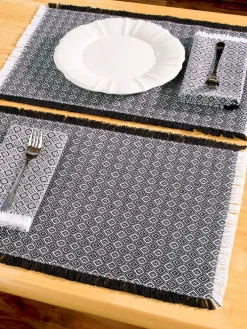 Mountain Weavers Diamond Mountain Weave Cotton Placemat, Set of 2