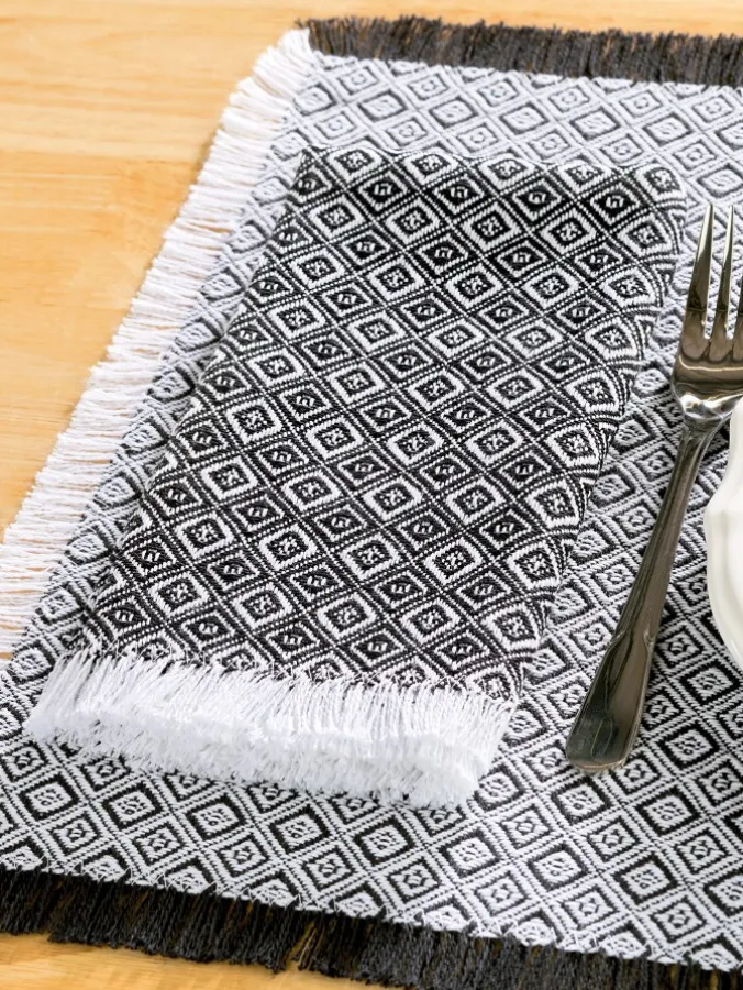 Mountain Weavers Diamond Weave Cotton Napkin, Set of 2