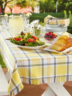 Mountain Weavers Hartland Plaid Weave Cotton Tablecloth