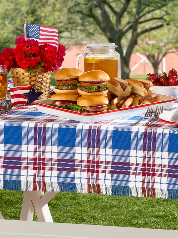 Mountain Weavers Hartland Plaid Weave Cotton Tablecloth