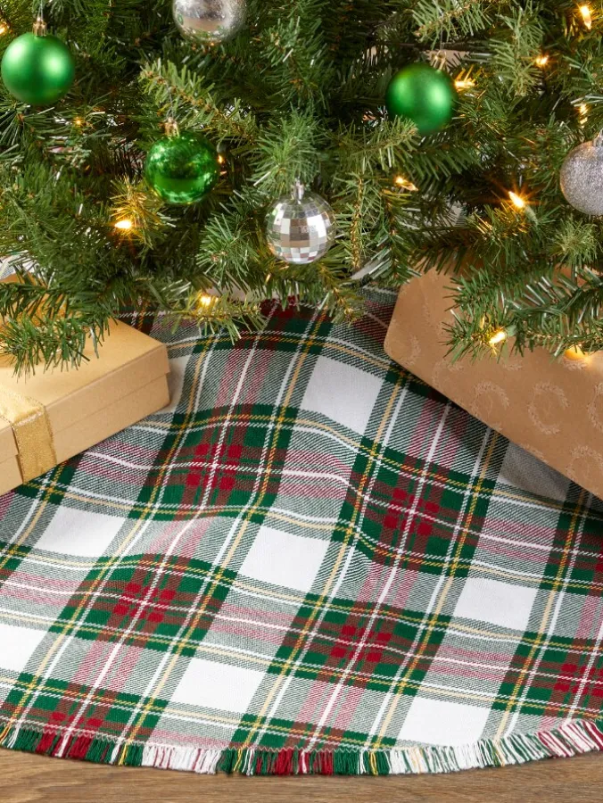 Mountain Weavers Hartland Plaid Weave Cotton Christmas Tree Skirt