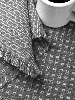 Mountain Weavers Original Mountain Weave Cotton Tablecloth