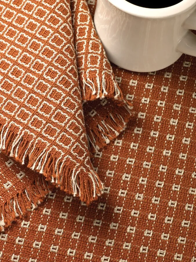 Mountain Weavers Original Mountain Weave Extended-Size Oblong Cotton Tablecloth