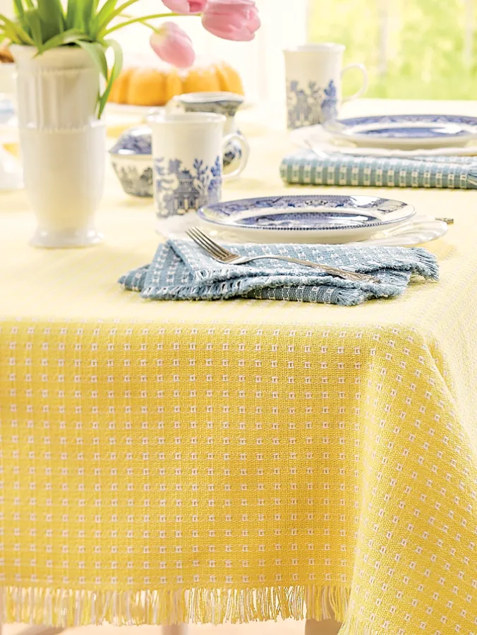 Mountain Weavers Original Mountain Weave Extended-Size Oblong Cotton Tablecloth