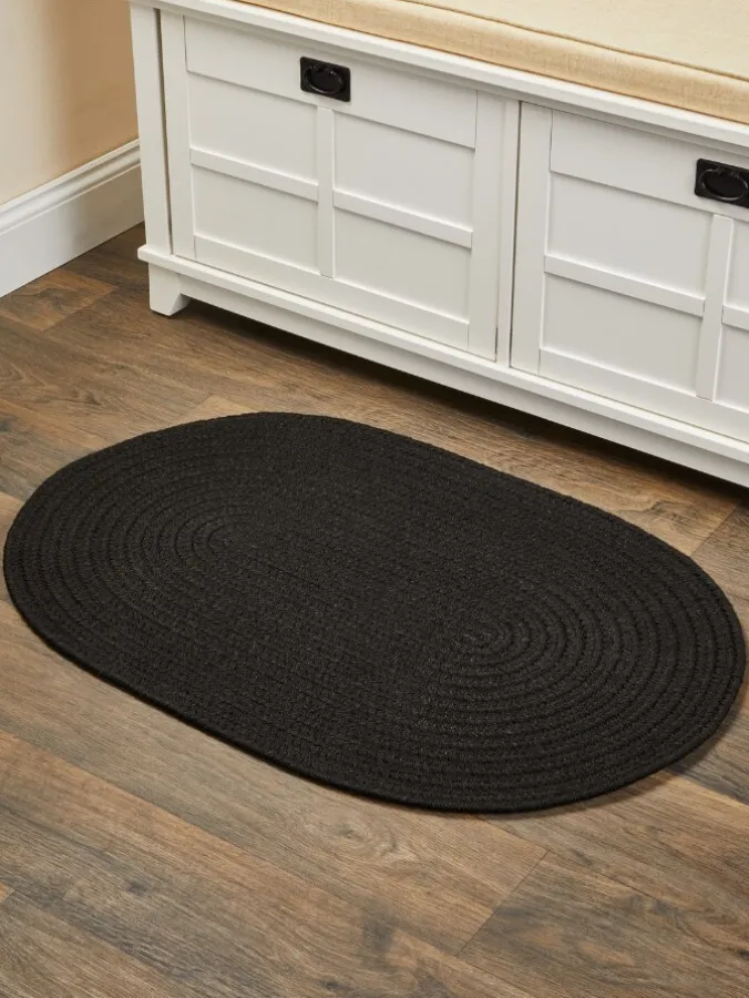 Mount Mansfield Indoor/Outdoor Solid Braided Oval Rug