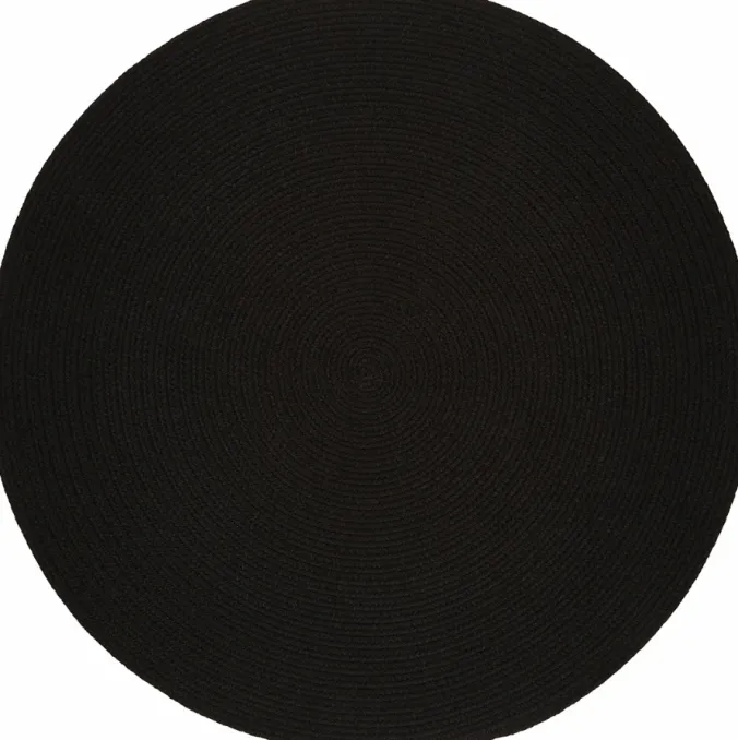 Mount Mansfield Indoor/Outdoor Solid Color Braided Round Rug