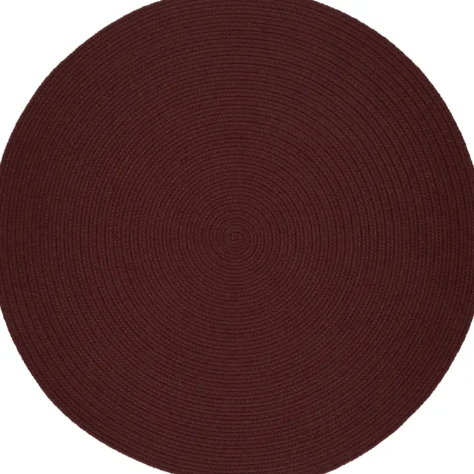 Mount Mansfield Indoor/Outdoor Solid Color Braided Round Rug